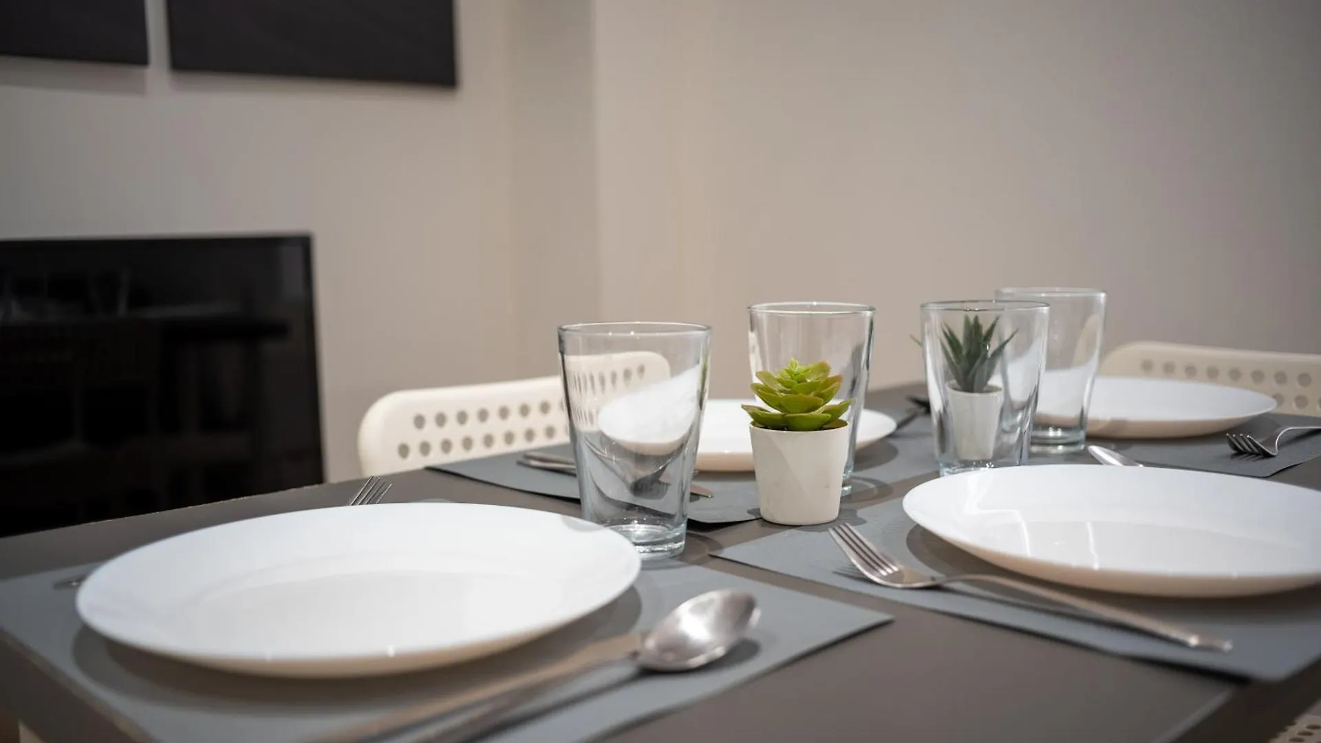 Appartement Tout Equipe 4 Personnes Au Coeur Du Panier Marseille