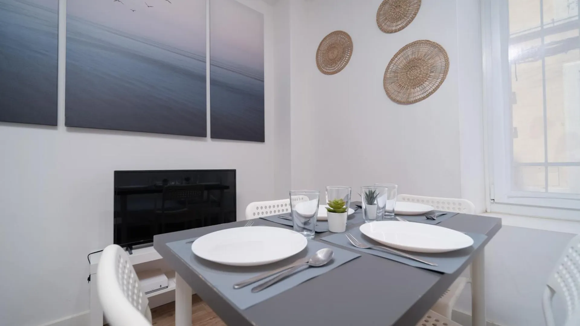 Apartment Appartement Tout Equipe 4 Personnes Au Coeur Du Panier Marseille